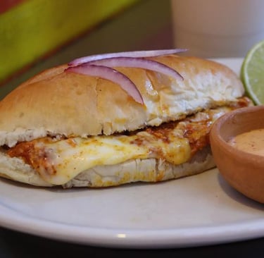 Imagen promocional de torta de cochinita