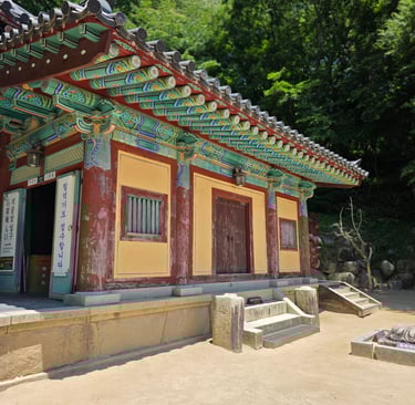 Seokguram Grotto entrance/exit