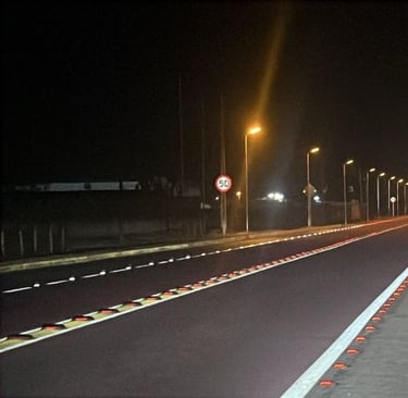 Smart all in one solar street light