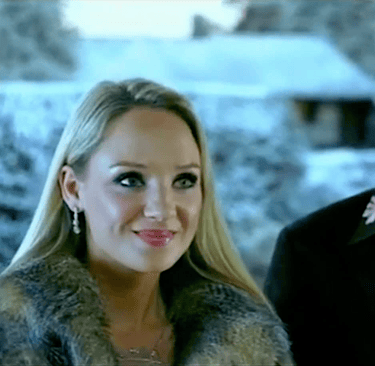 Nicky Ladanowski in Bendicks Mingles Commercial