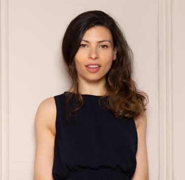 Senior woman executive coaching session — building executive presence