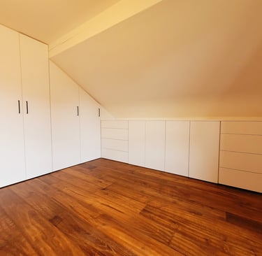 dressing en soupente. Chapeiry