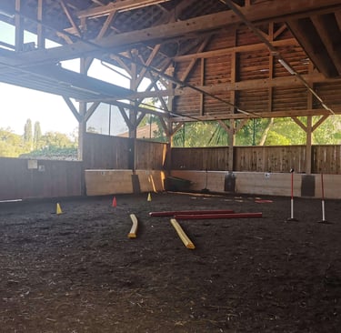 manège du poney club de Présinge