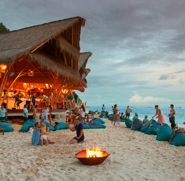 Sundays Beach Club