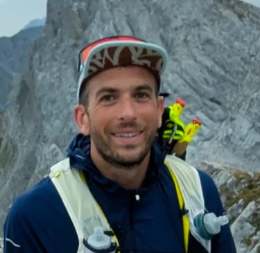 Simon Germain, accompagnateur montagne et coach course & trail, fondateur de Près des Cimes