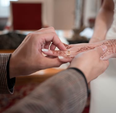 Mise de la bague au doigt