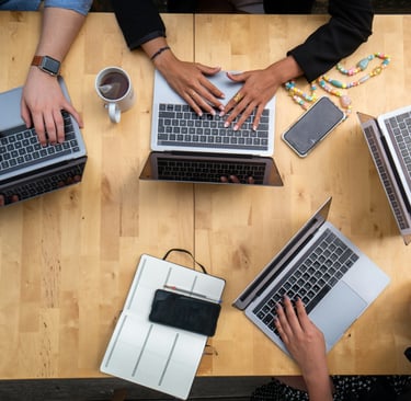 CMO externo vs agencia vs consultor vs CMO en plantilla