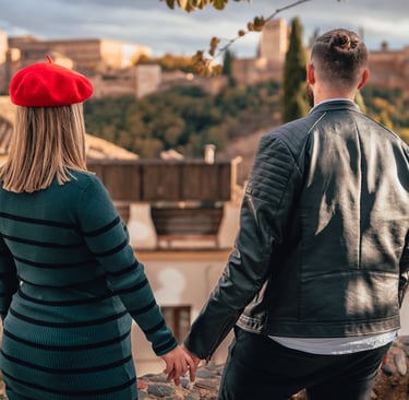 fotografia de pareja en granada del fotografo alex marley con información de packs y precios de las sesiones