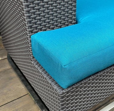 corner detail of outdoor cushion -toronto upholstery