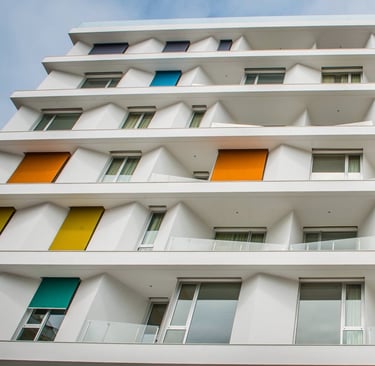 Edificio Arrábida, arco-íris do Lobito