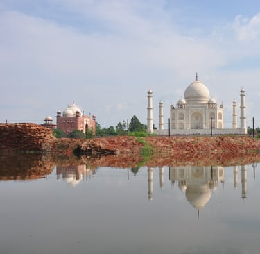 Mehtab Bagh opposite side of the river to the Taj mahal, Agra, Utter Pradesh, India