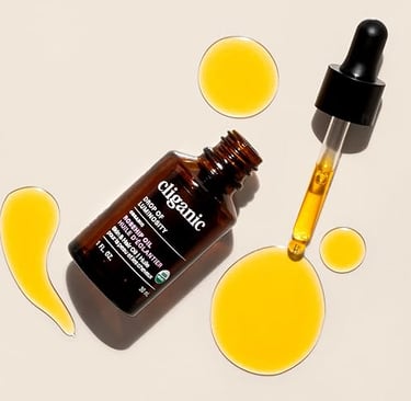 Cliganic Organic Rosehip Oil bottle with organic seal.