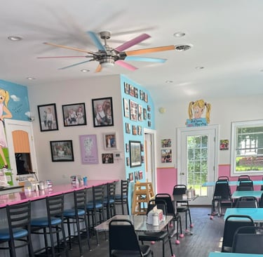Photo of the indoor seating at Chrissy's Cravings, a small business in Schaghticoke NY
