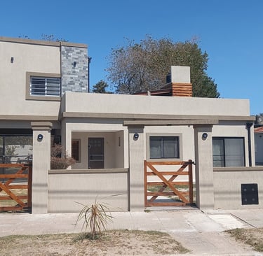 Casa con revestimiento texturado