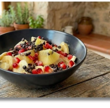 Crema di riso al cocco con frutta fresca