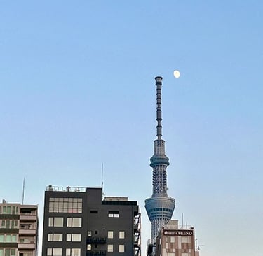 Tokyo Skytree depuis le temple Sensō-ji