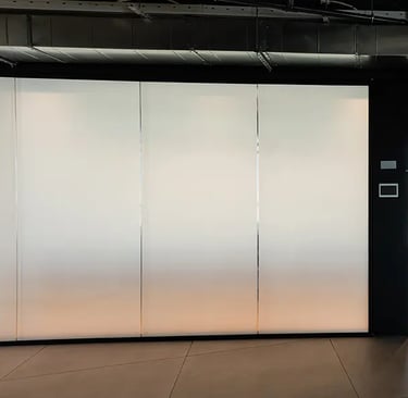Oficina acristalada con cristal inteligente PDLC
