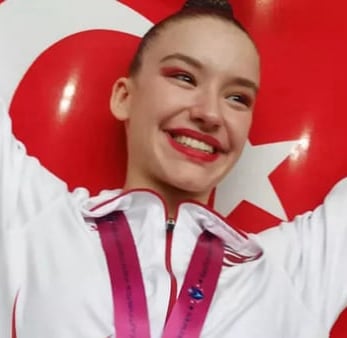 Ayşe Begüm Onbaşı