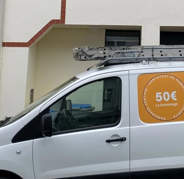 Camion Ramonage Direct artisan ramoneur certifié en intervention à Nantes et La Chapelle-sur-Erdre