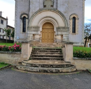 Eglise de leyr vue de face