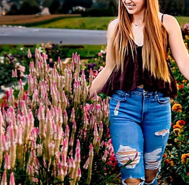 Manheim Township Senior Pictures Photographer. Lancaster PA senior pictures photographer