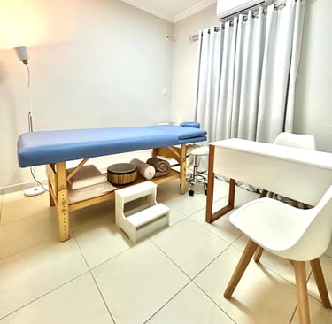 Sala com maca para fisioterapeutas e médicos em Ribeirão Preto