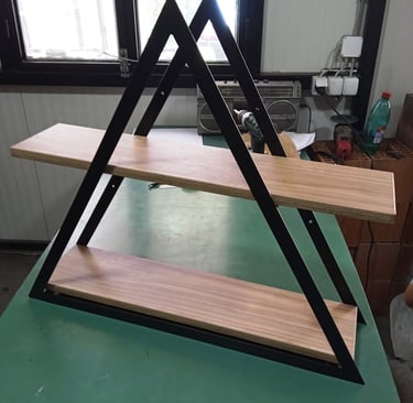 drvometal, drvo metal, nameštaj, police, stolovi, stolice, ograde, ograda, kapija