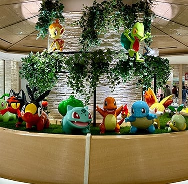 Statues des starters au Pokemon center de Sunshine CIty à Ikebukuro