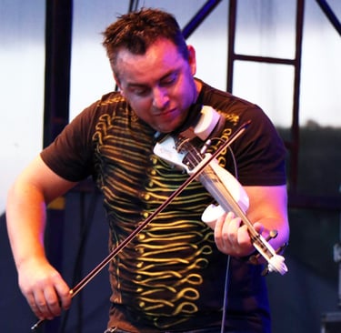 Nick Jones, Performer, Violinist, Fiddler, Auckland New Zealand