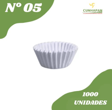 forminhas de papel brancas