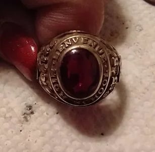 Class ring Benvenue high school rocky mount nc