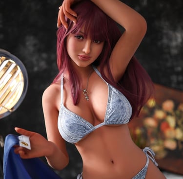 Amirah poupée silicone