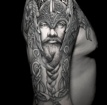 Tatouage portrait guerrier viking. Viking warrior portrait tattoo.