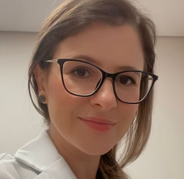 Dra Débora Philippsen Luz. Pediatra e Pneumoped