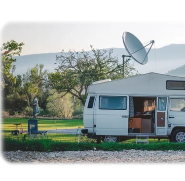 camping car et antenne