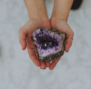 El Cuarzo Amatista y sus Beneficios