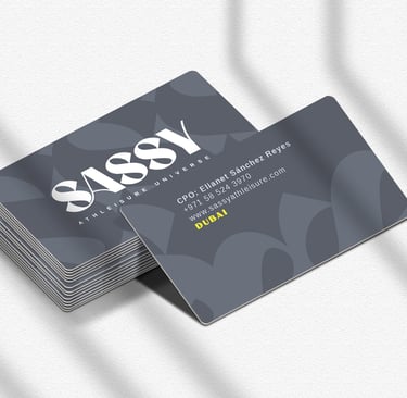 Tarjeta de visita, tarjeta de presentación, tarjeta de contacto para Sassy