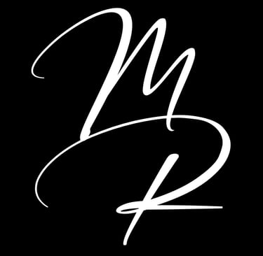 Melaina Rayne initial logo