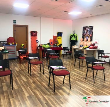 Classroom Training – Medical staff in a HEMS training session learning air rescue protocols.