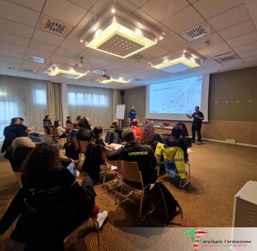 Classroom Training – HEMS trainees attending a theoretical session on aeromedical evacuation protoco