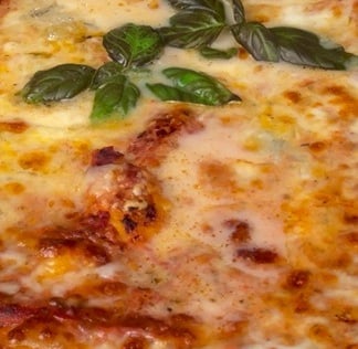 Impasto per pizza fatto in casa