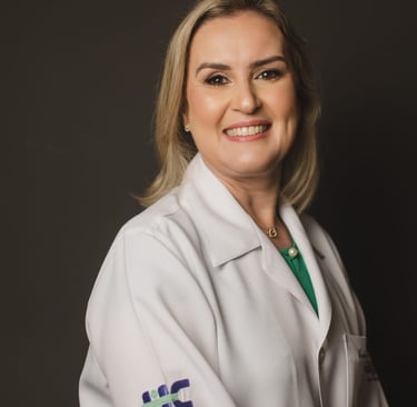 Dra. Luciana Parreiras - Nutricionista