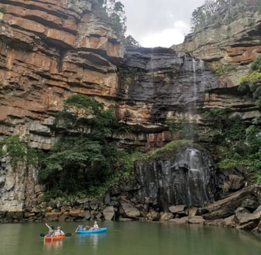 Leopard Rock falls very little water