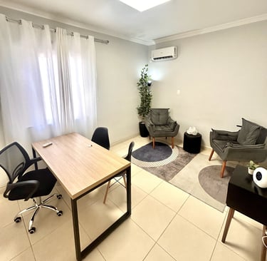 Sala privativa para psicólogo em coworking na Zona Sul de Ribeirão Preto