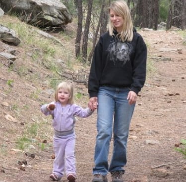 can you remove the picture on the black sweatshirt