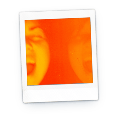 Een polaroid van een gefrustreerde Annette