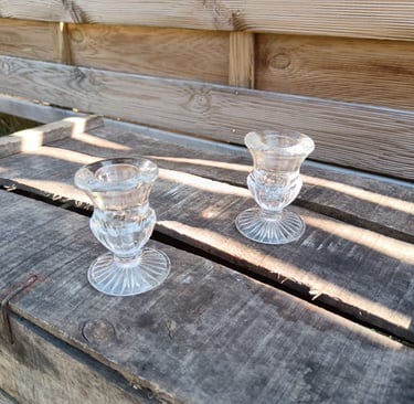 Deux bougeoirs