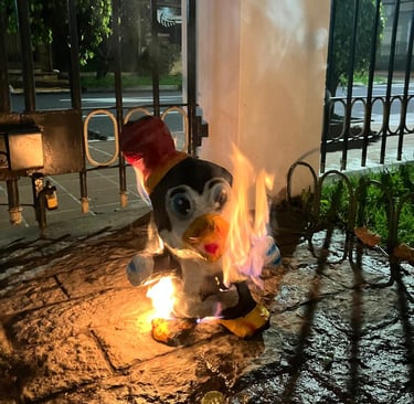 quemar el viejo in ecuador