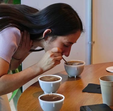 Navakaraṇa Vinyāsa con coffee