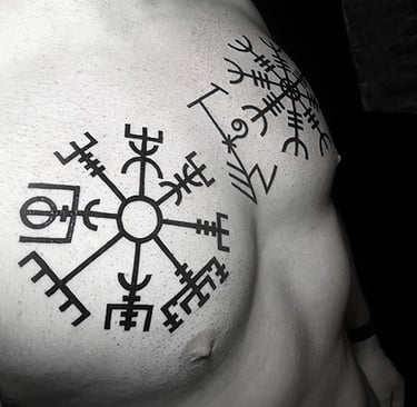 Vegvisir et Aegishjalmur